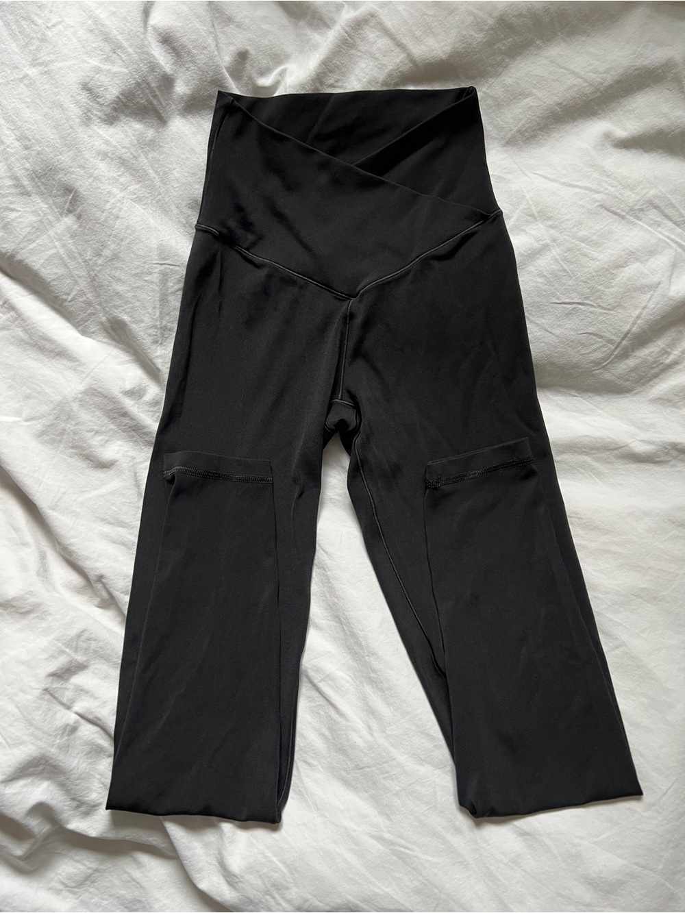 aerie Real Me High-Waisted Crossover Leggings